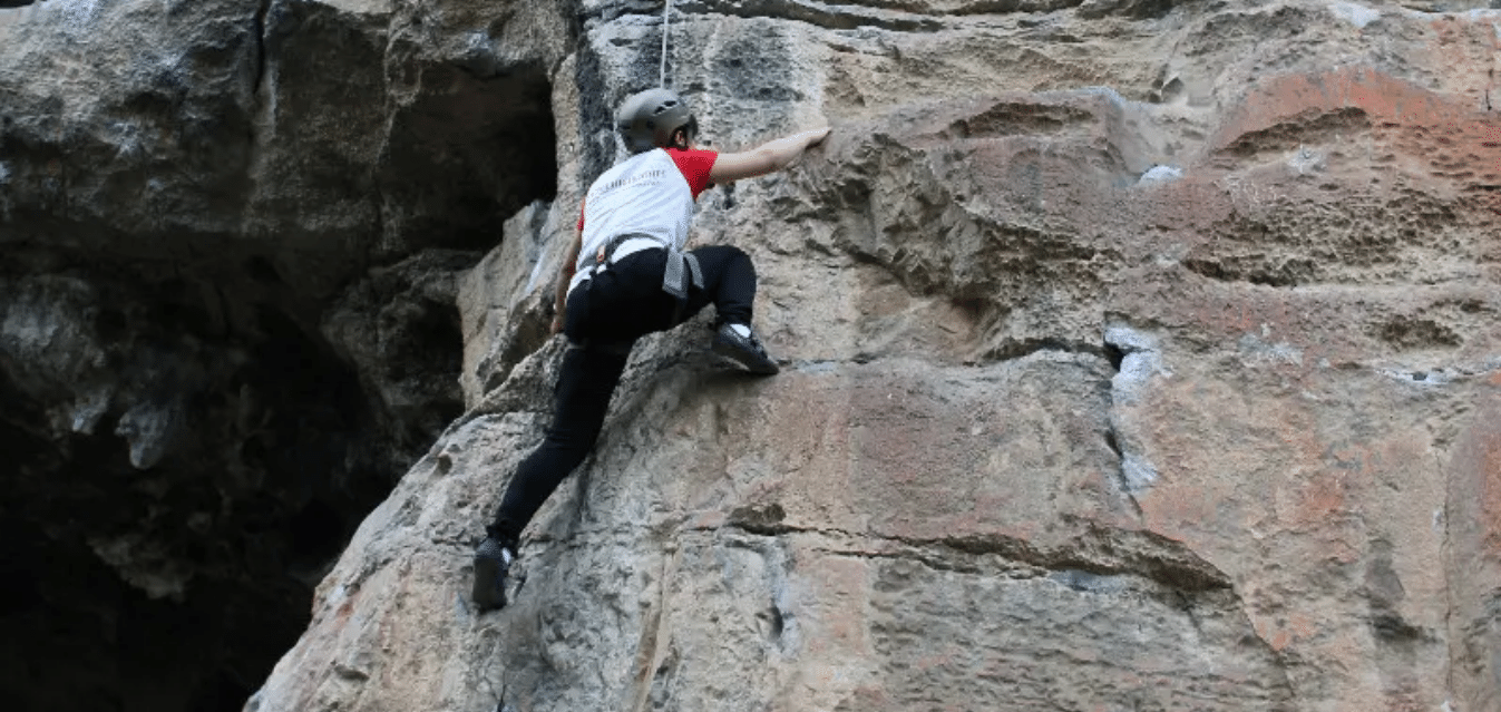 Rock climbing in Sidu